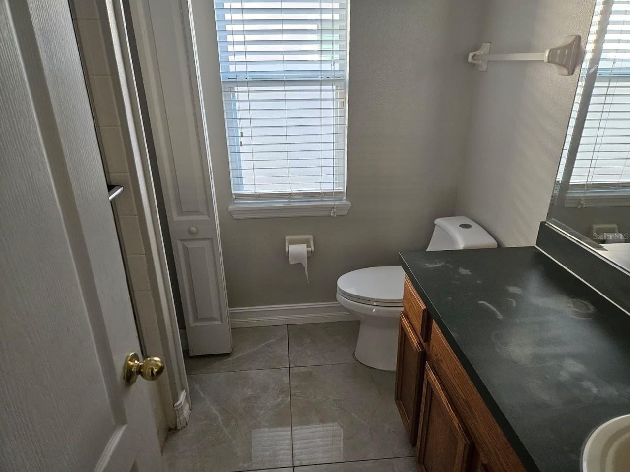 647 Carey Way - Photo 7 of 18