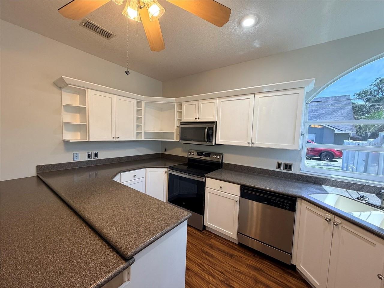 1799 Harbor Blvd - Photo 6 of 50