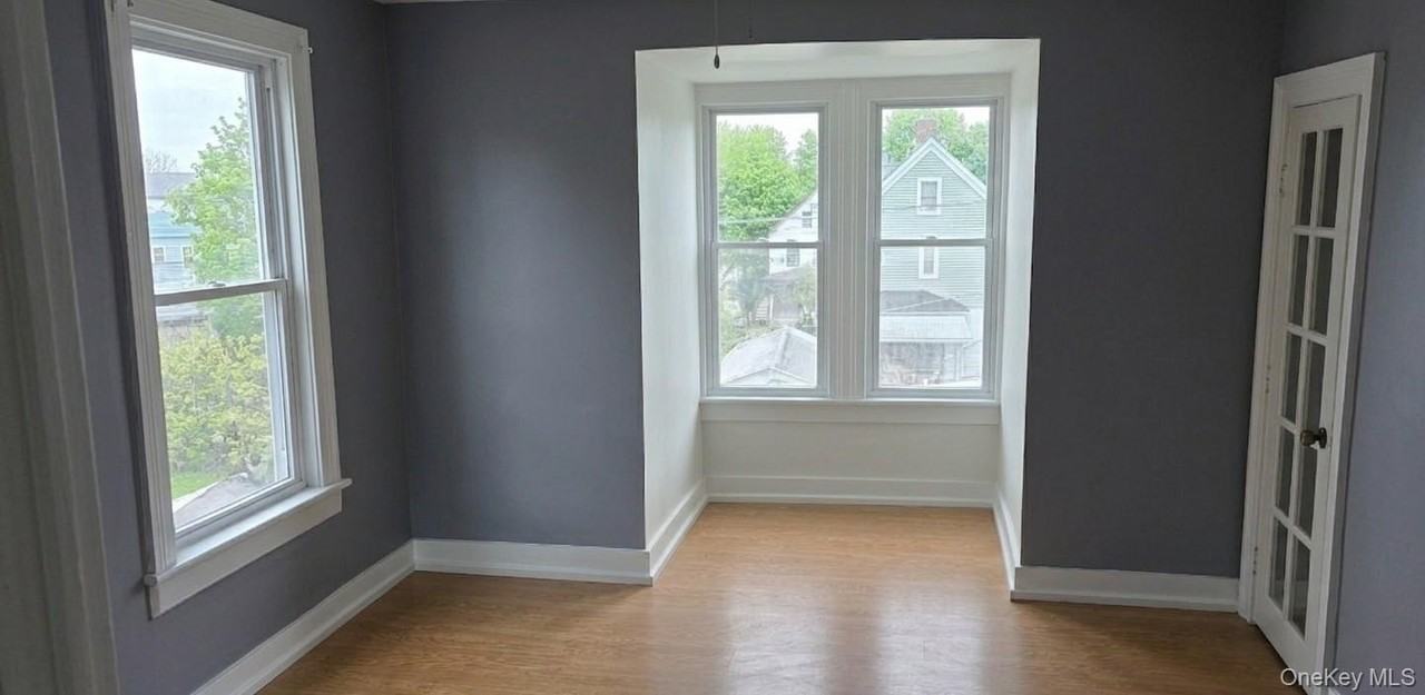 63 Broad St - Photo 6 of 7