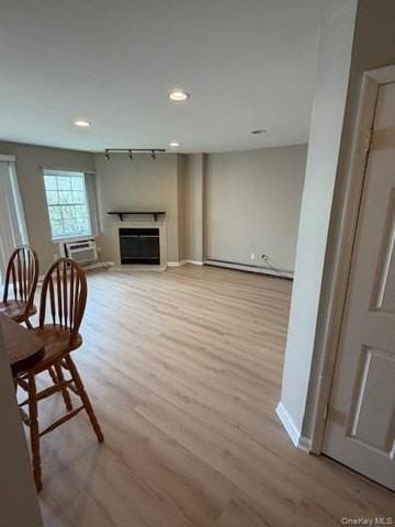 23 Lexington Hl #7 - Photo 4 of 15