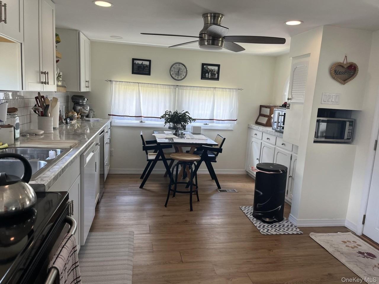 525 Riverleigh Ave #C8 - Photo 5 of 11