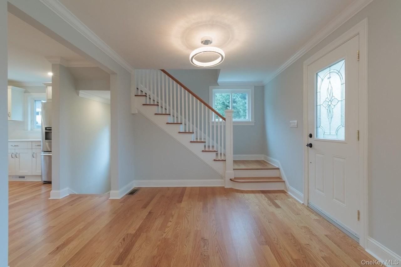 5 Circle Dr - Photo 7 of 38