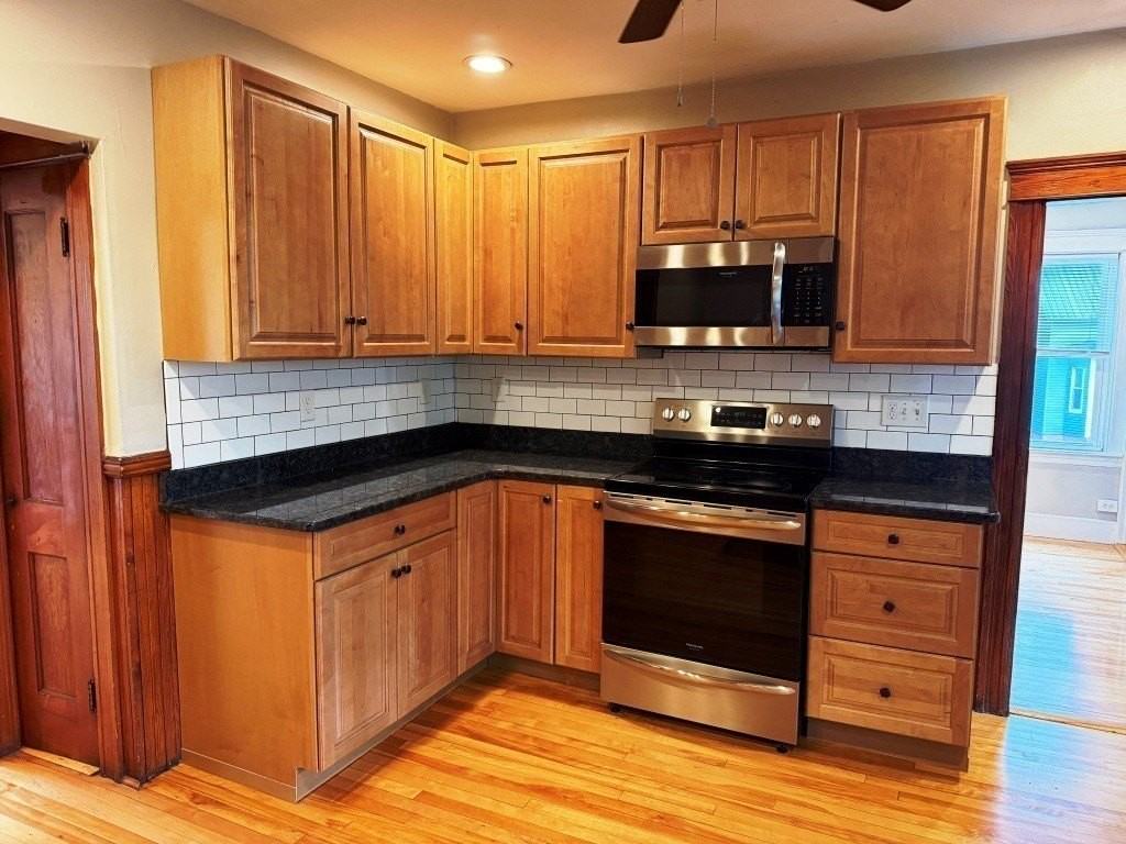 1 Samoset Rd #2L - Photo 3 of 33