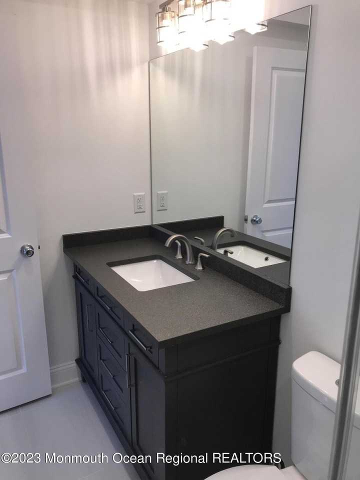 103 Magee Ave - Photo 5 of 14