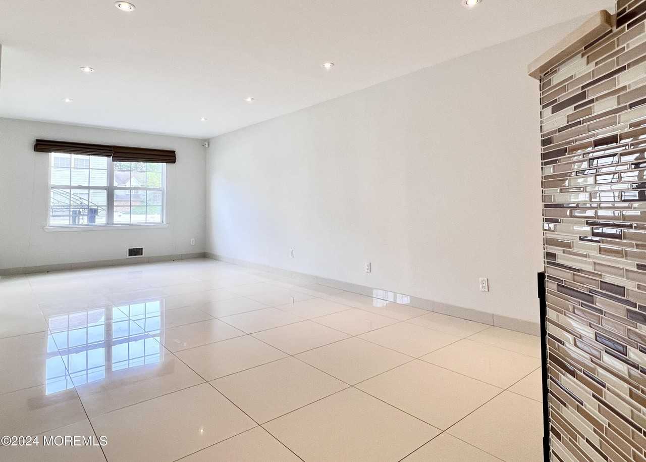 35 Woodpecker Way - Photo 5 of 32