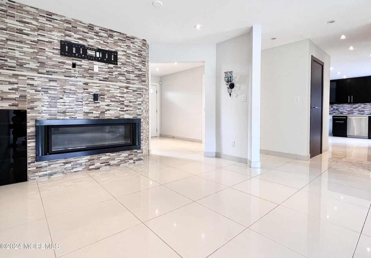 35 Woodpecker Way - Photo 6 of 32