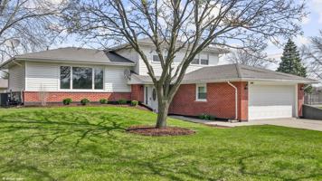 featured image of 1502 Carrol Ct