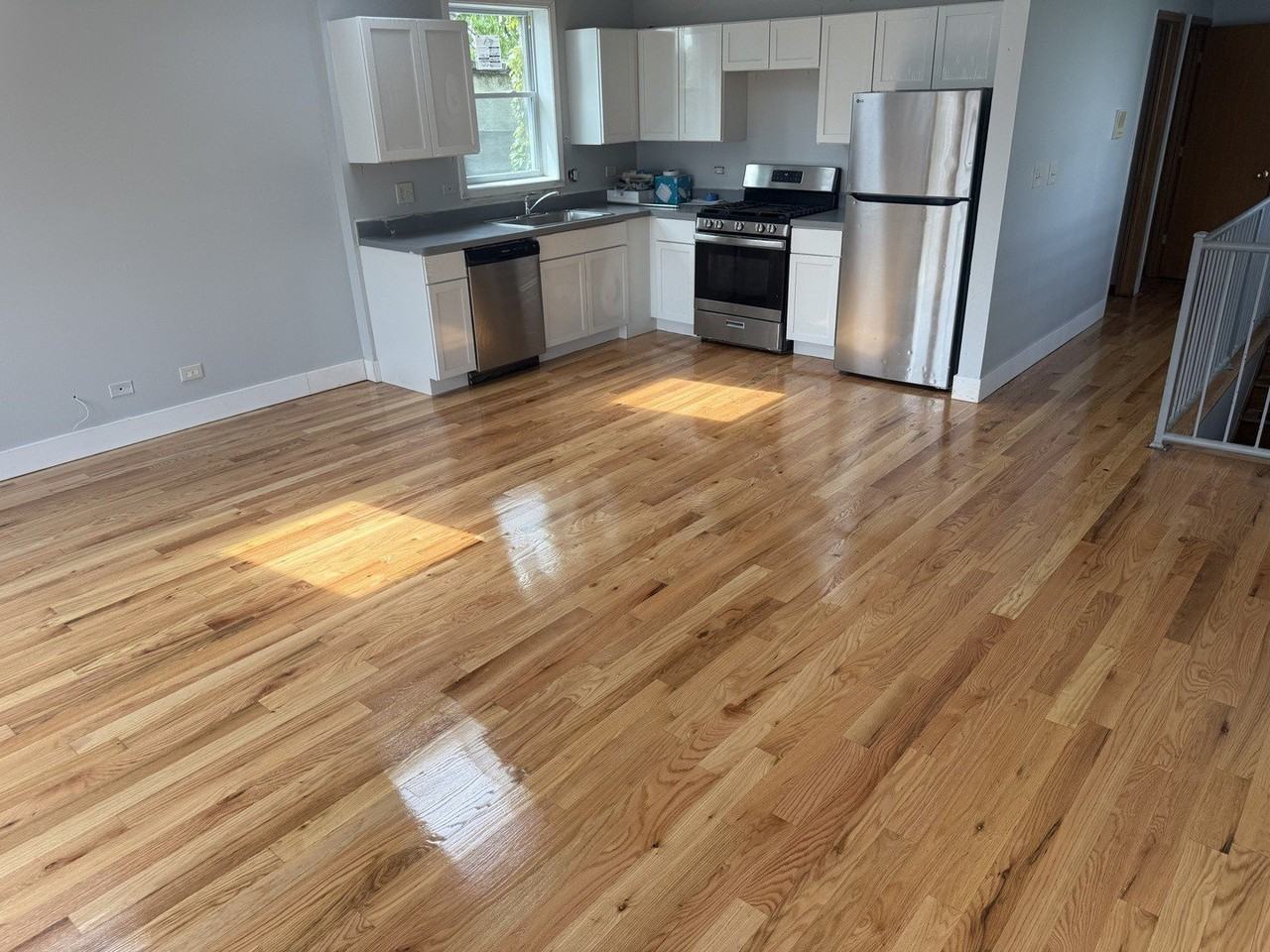 1114 S Albany Ave #3 - Photo 2 of 12