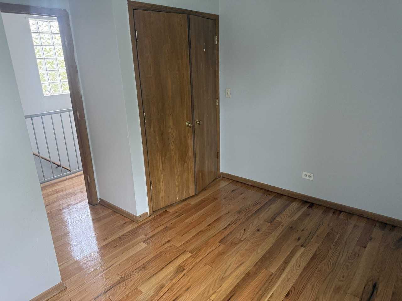1114 S Albany Ave #3 - Photo 6 of 12