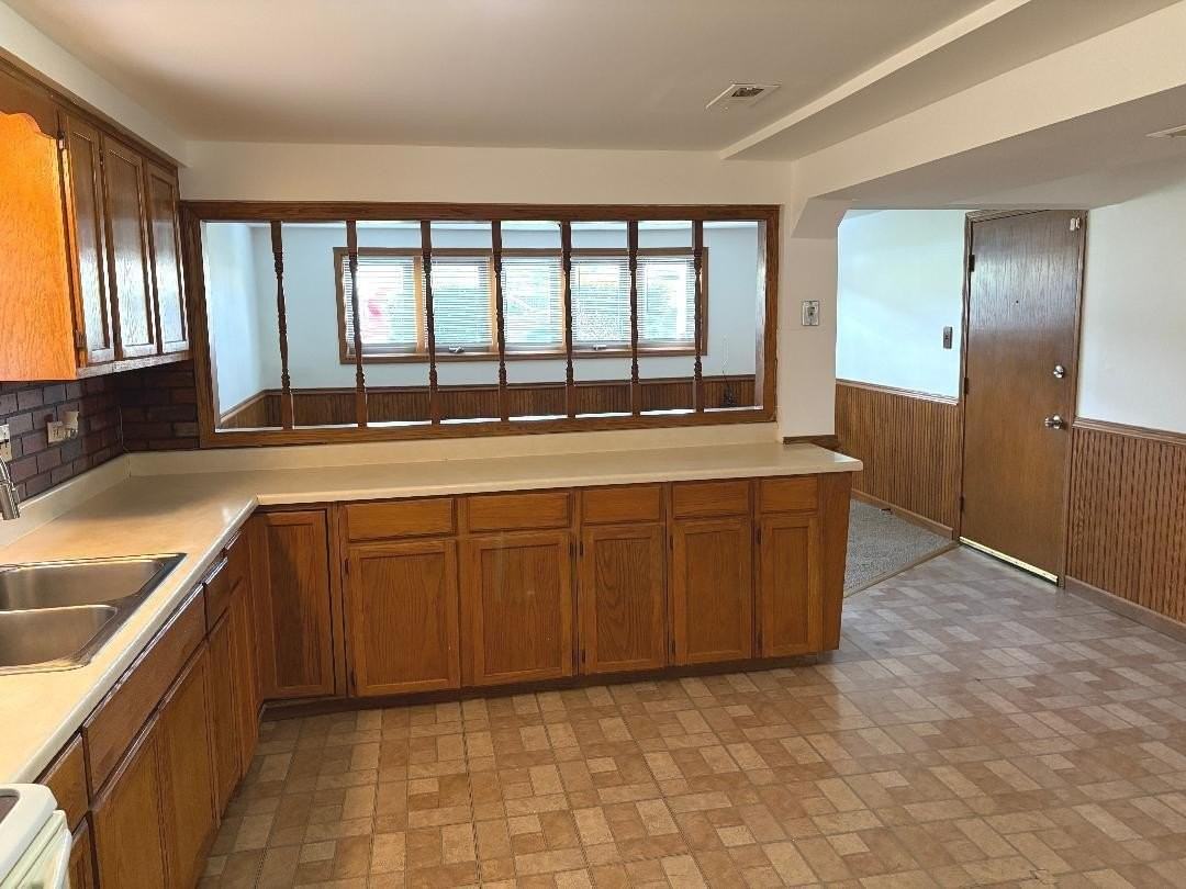 5347 W 53rd Pl #G - Photo 5 of 12