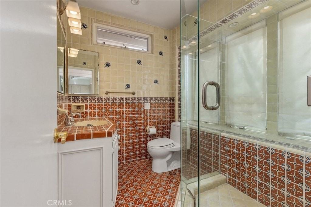 401 Arenoso Ln #A - Photo 5 of 18
