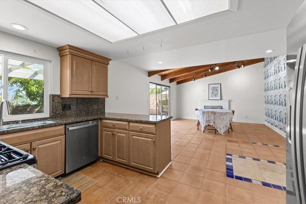 25660 Allen Way - Photo 7 of 30