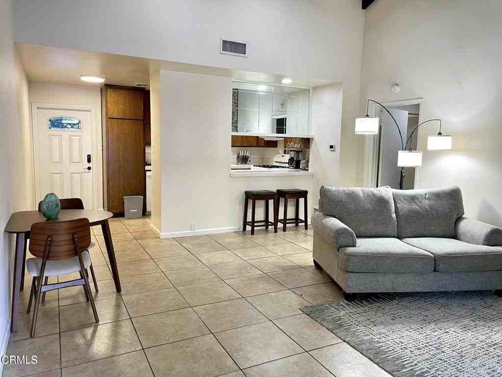714 S La Luna Ave #A - Photo 3 of 20