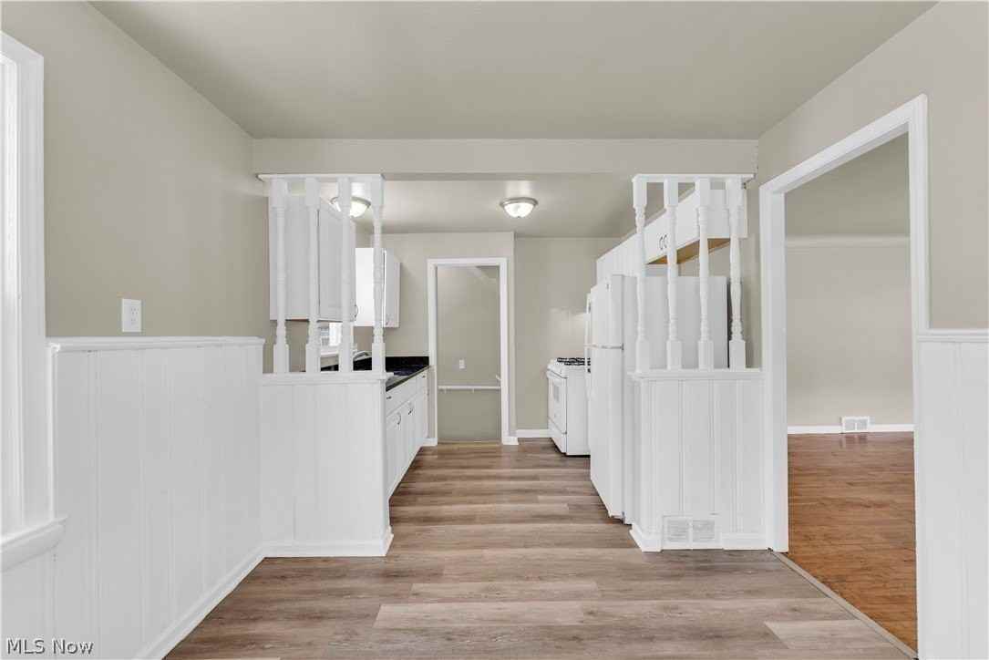 14205 Corridon Ave - Photo 6 of 25