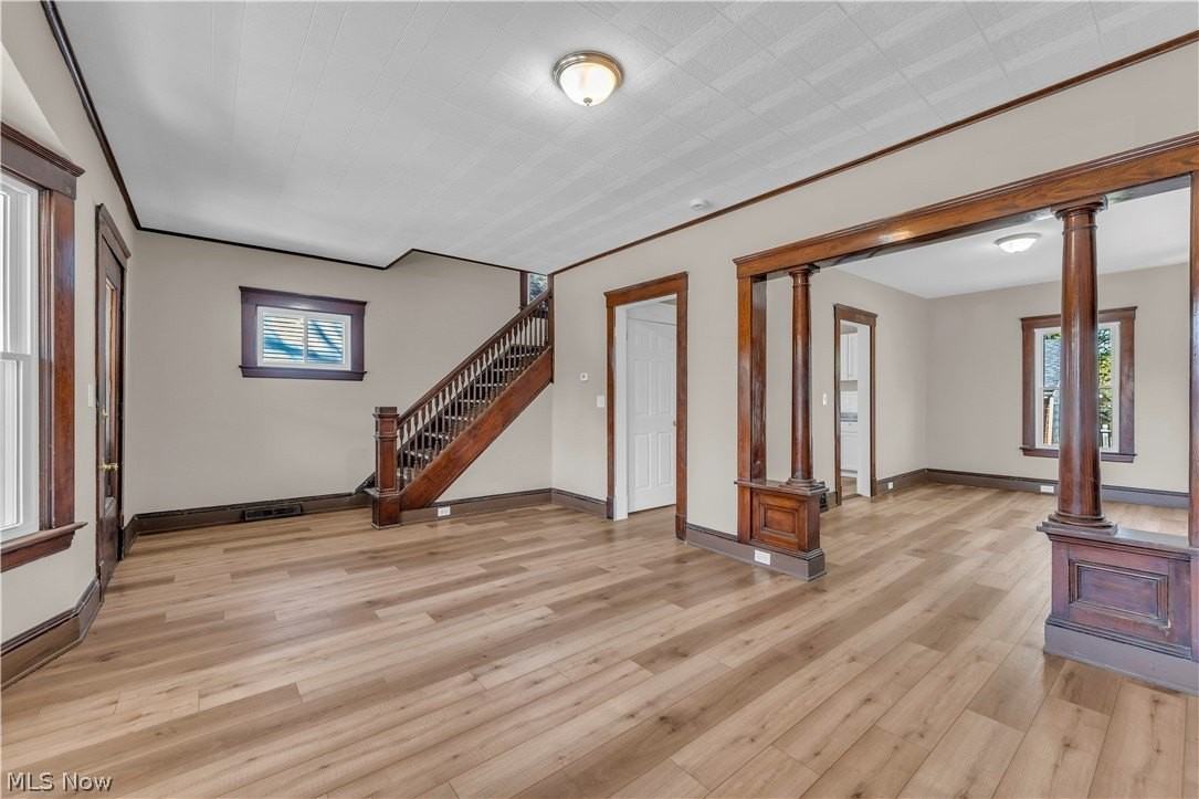 3921 W 21st St - Photo 5 of 21