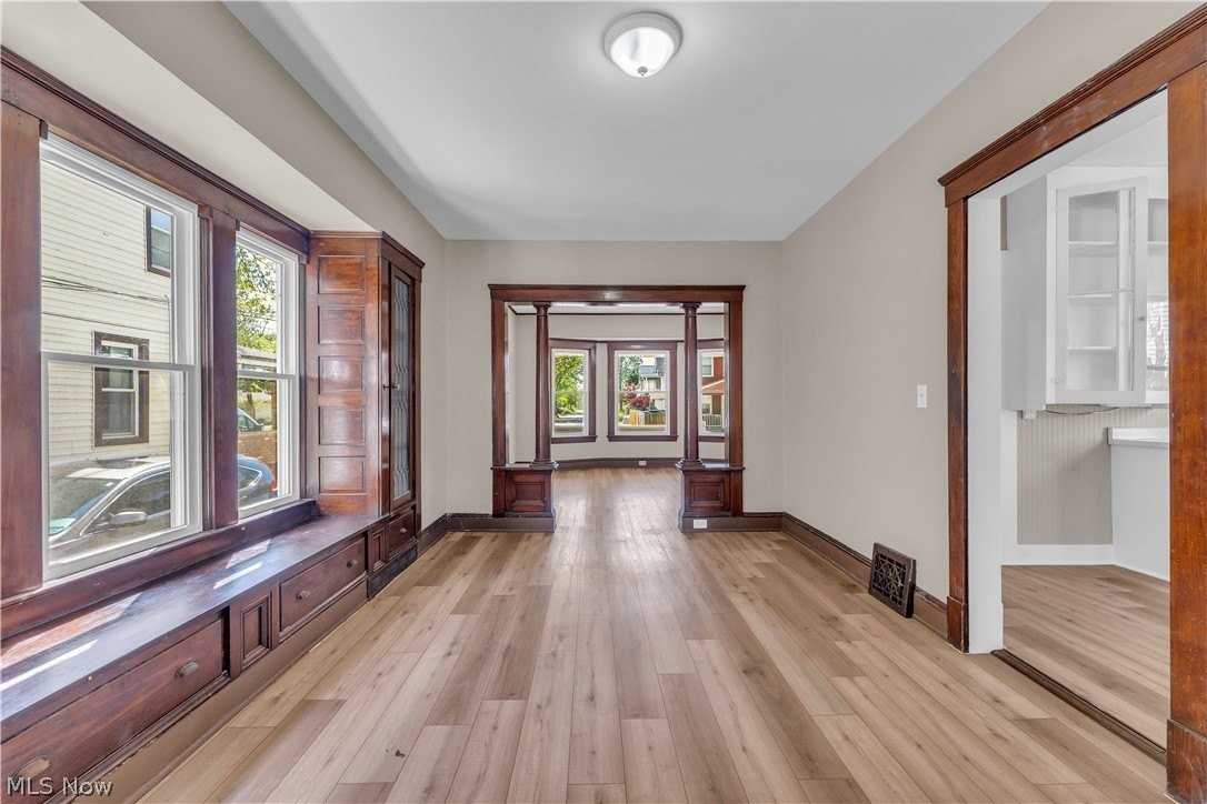 3921 W 21st St - Photo 7 of 21