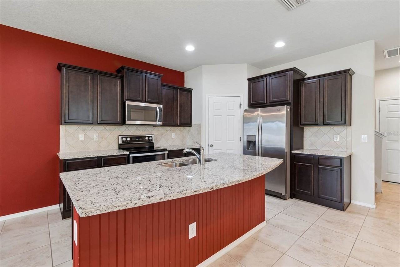 4768 White Sanderling Ct - Photo 6 of 50