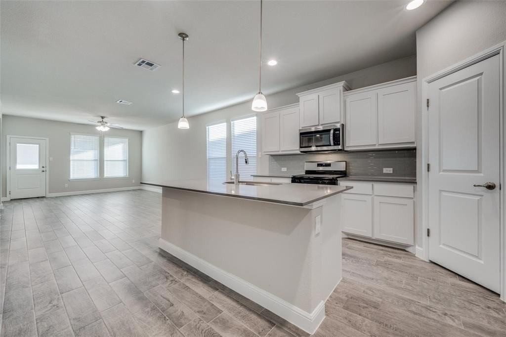 254 Lunayena Rd - Photo 3 of 8