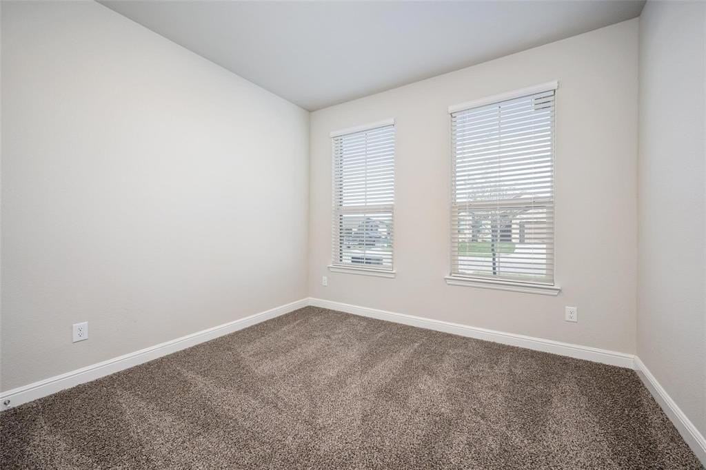 254 Lunayena Rd - Photo 5 of 8