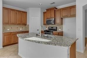 224 Crown Colony Dr - Photo 3 of 18