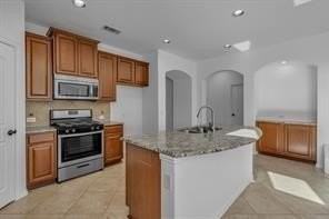 224 Crown Colony Dr - Photo 4 of 18