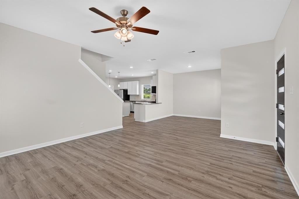 1409 Bramante St - Photo 2 of 23