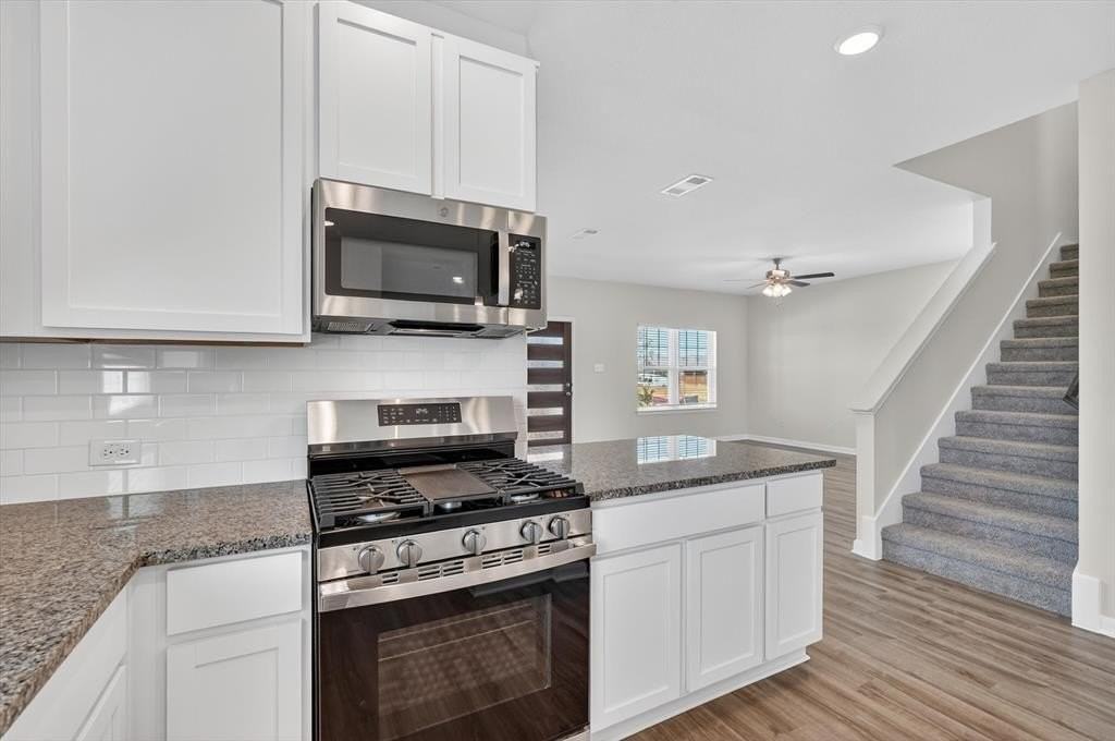 1409 Bramante St - Photo 6 of 23