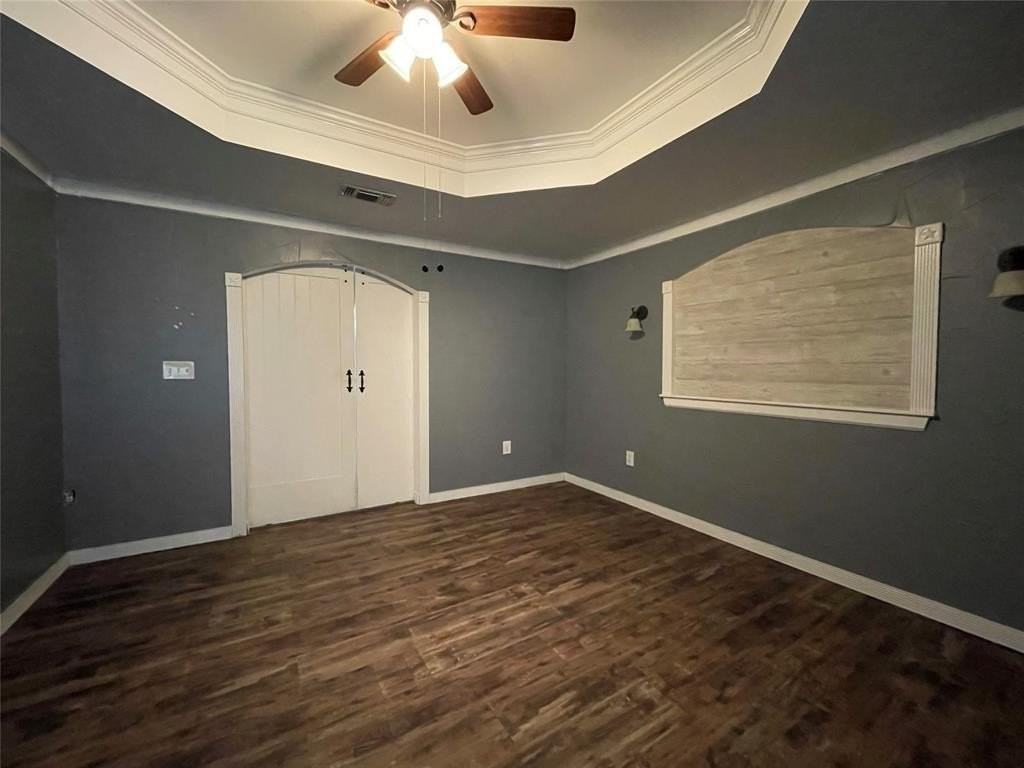 1461 Dawson Dr - Photo 6 of 17