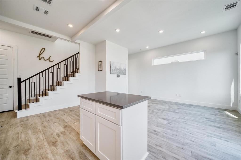 8107 Calhoun Rd - Photo 5 of 16