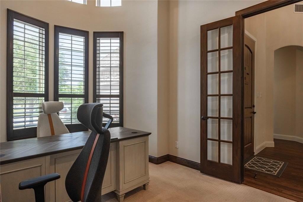 12824 Flatiron Trl - Photo 3 of 40