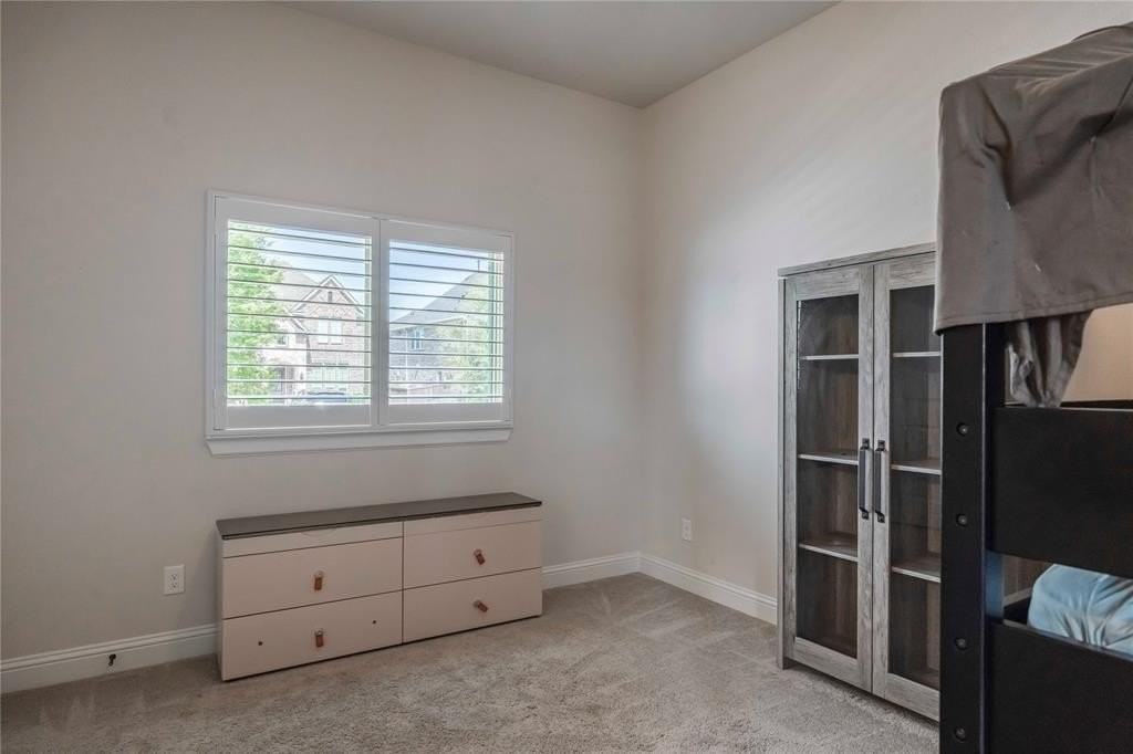 12824 Flatiron Trl - Photo 4 of 40