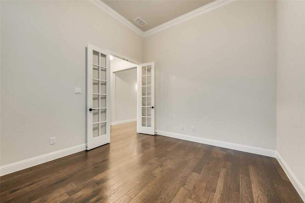 5901 The Esplanade - Photo 6 of 36