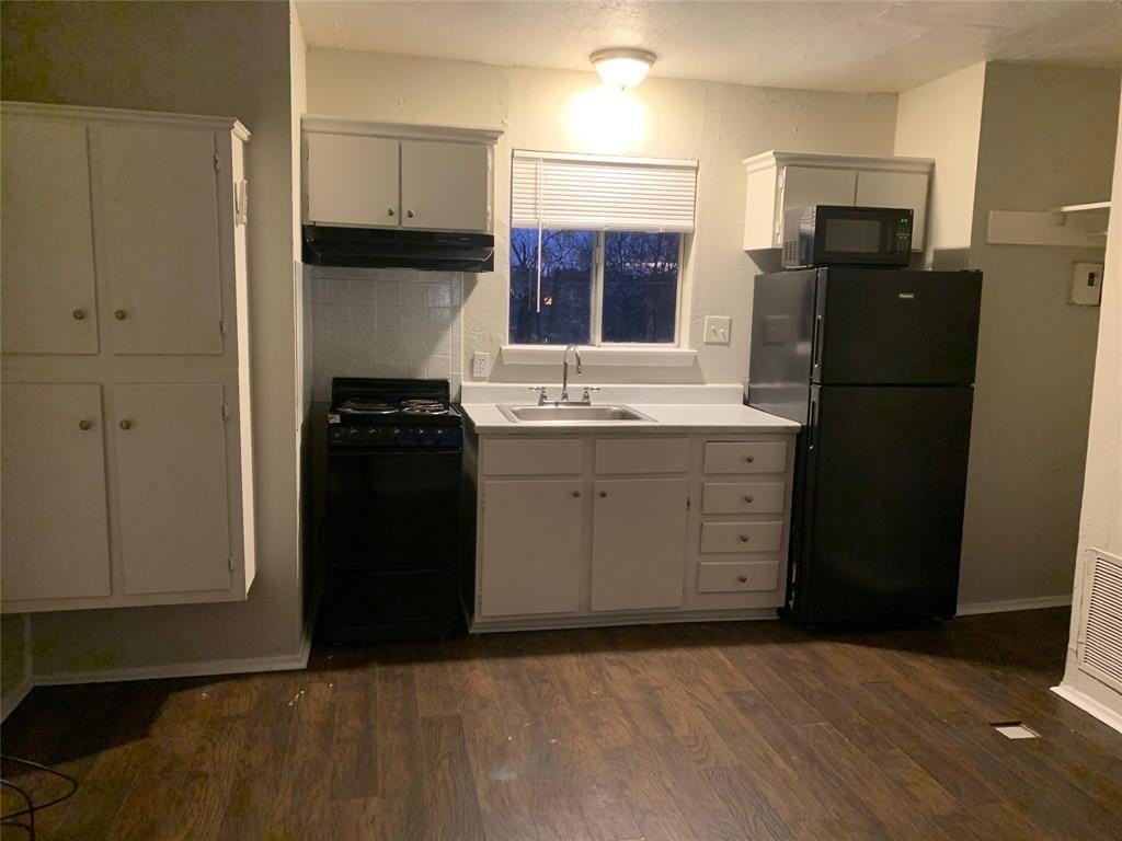 4606 Monarch St #216 - Photo 4 of 5