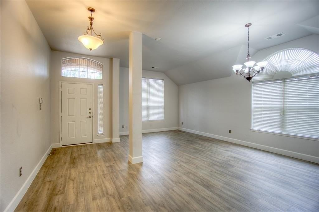 4909 Clove Ct - Photo 2 of 24