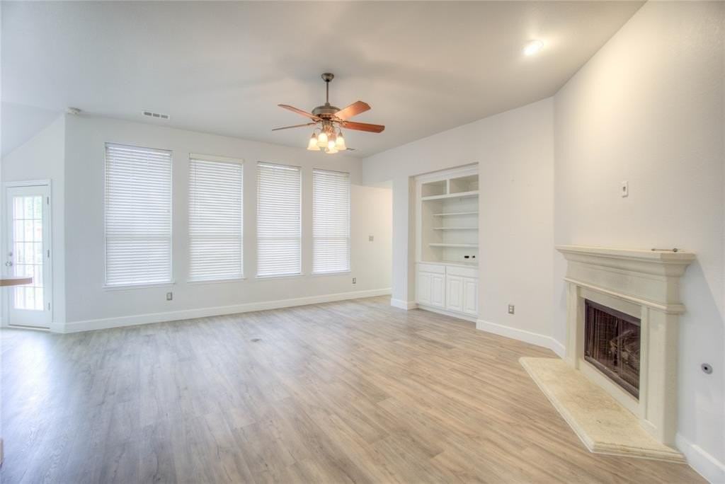 4909 Clove Ct - Photo 5 of 24