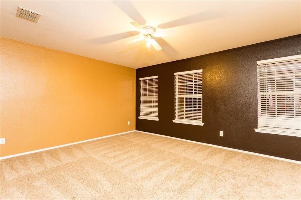 1305 Auburn Dr - Photo 2 of 20