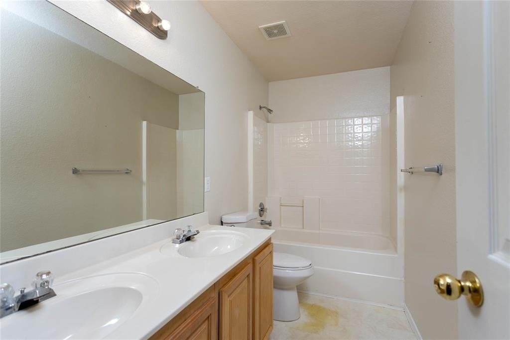 1305 Auburn Dr - Photo 6 of 20