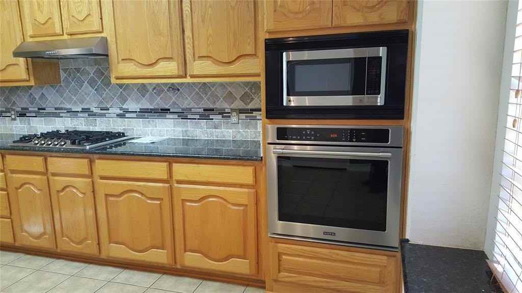 15774 Appaloosa Dr - Photo 3 of 17