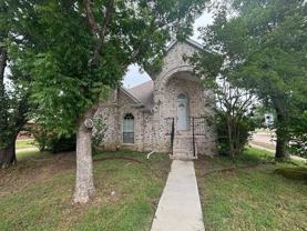 2100 Larkspur St - Photo 1 of 1