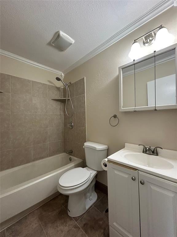 1105 N Knowles Dr - Photo 4 of 16