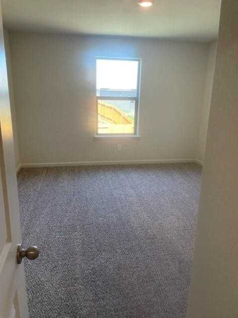 210 Drifter Dr - Photo 5 of 22
