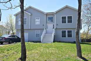 64 Park Dr - Photo 1 of 1