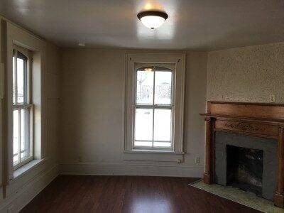 10 5th SE St #4 - Photo 2 of 10