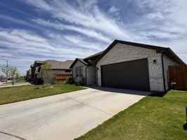 featured image of 3217 Blue Quail Ct