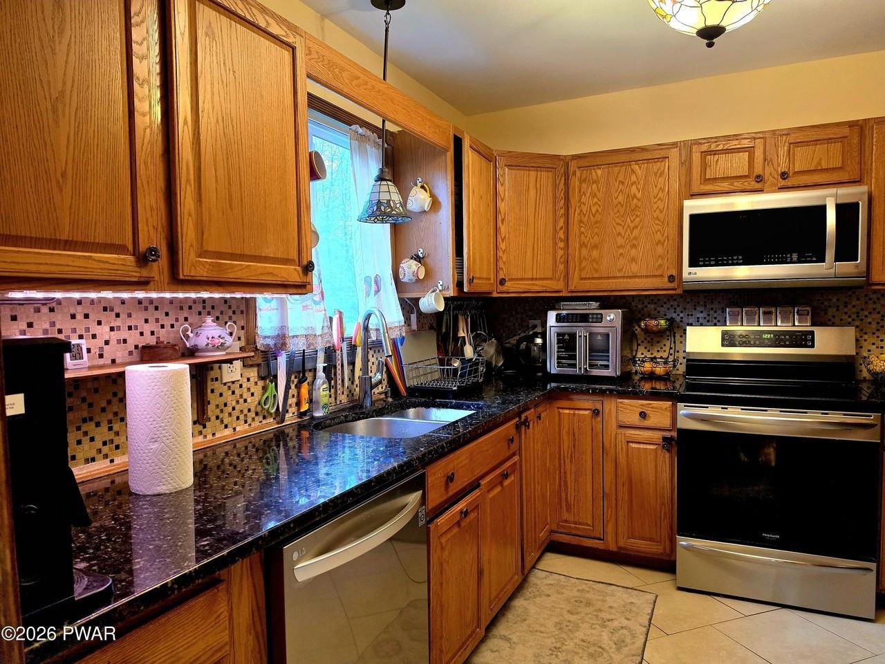 167 Skyview Rd - Photo 3 of 22