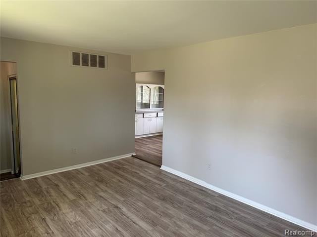 9001 Shannon Dr - Photo 7 of 30