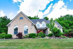 featured image of 5494 Buell Dr