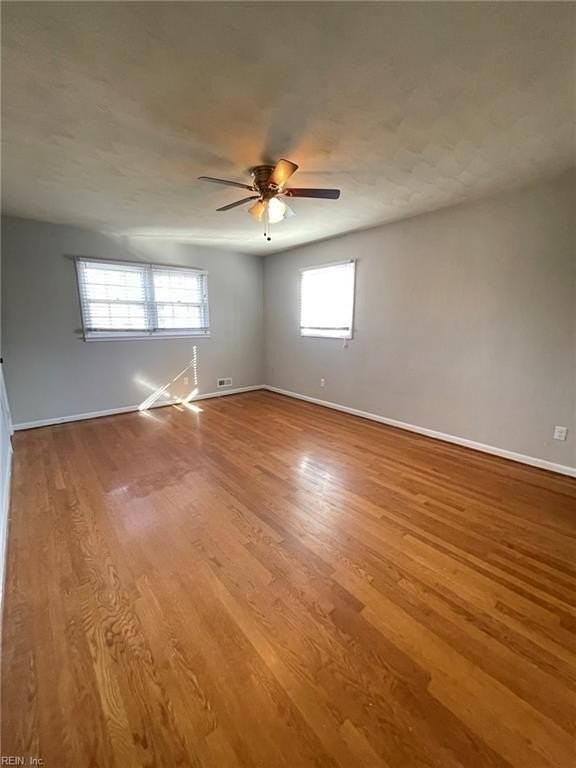 235 Thomas Nelson Ln - Photo 5 of 19