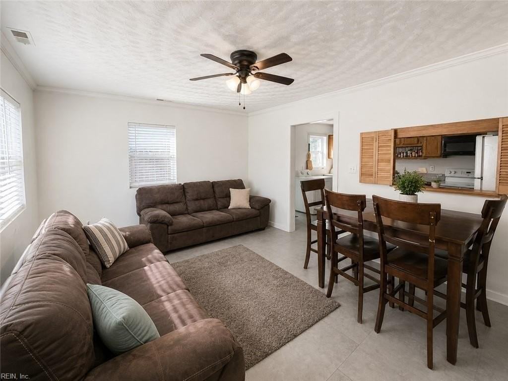 1336 Modoc Ave - Photo 2 of 8