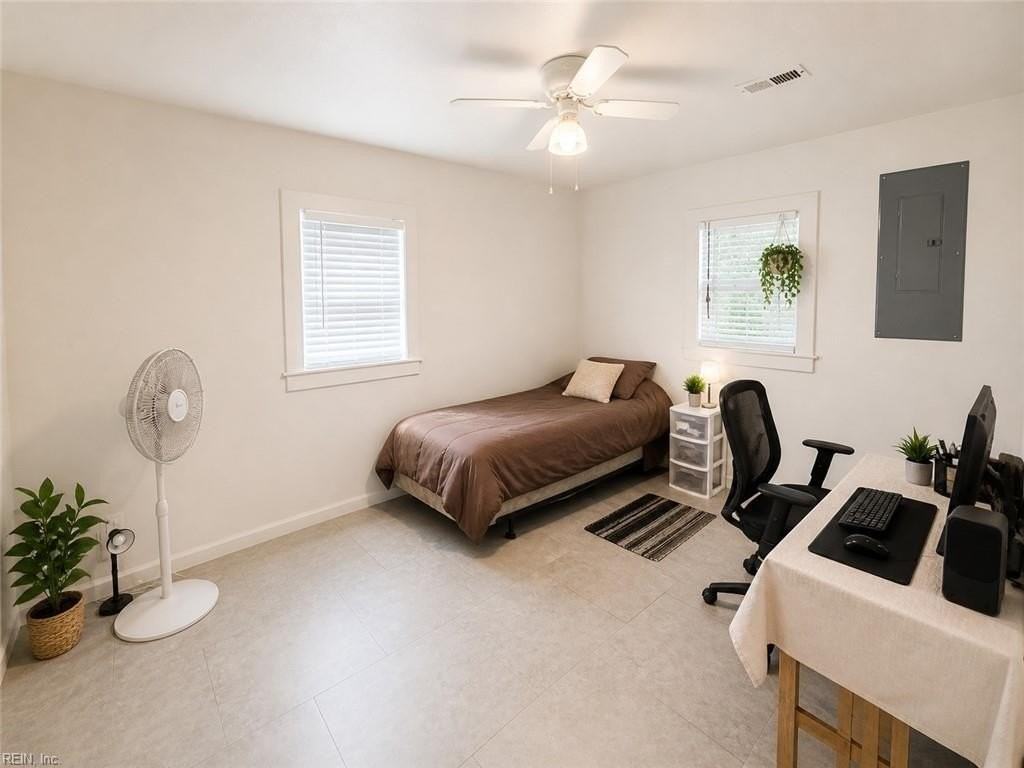 1336 Modoc Ave - Photo 5 of 8